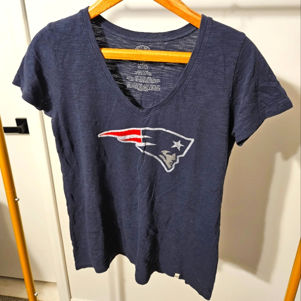 NFL Patriots V Neck Short Sleeve T Shirt